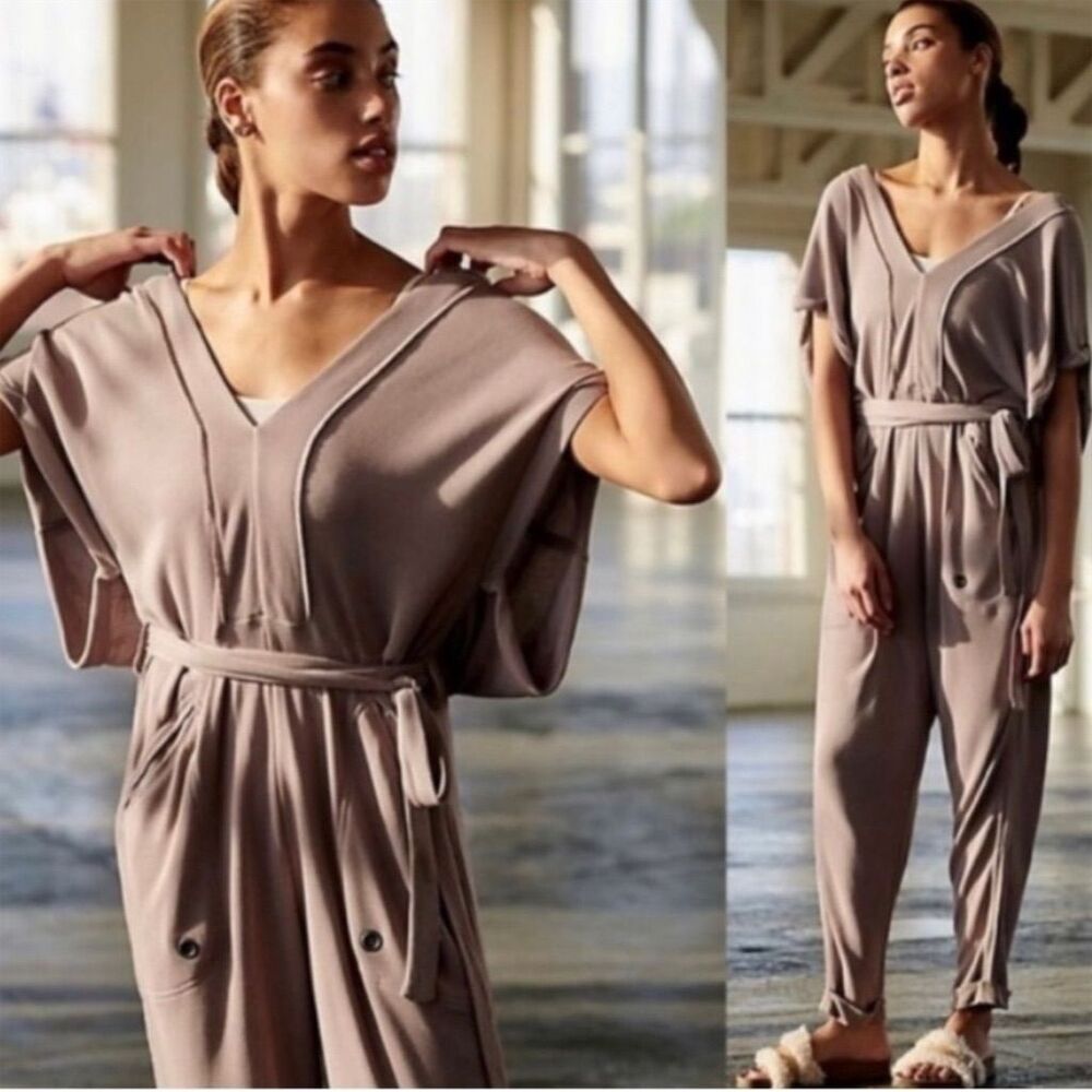 Free People Movement Women's Mauve Jumpsuit Size S Casual V-Neck